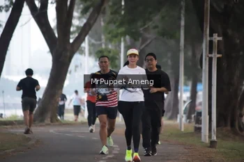 Runner Photo 4312916