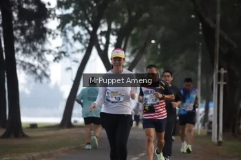 Runner Photo 4312923