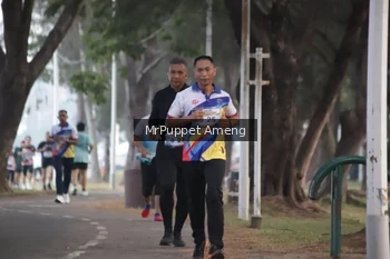 Runner Photo 4312936