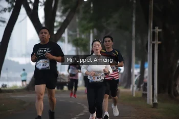 Runner Photo 4312975