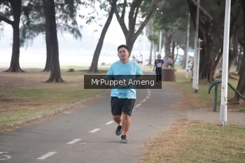 Runner Photo 4312996
