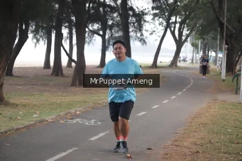 Runner Photo 4312999
