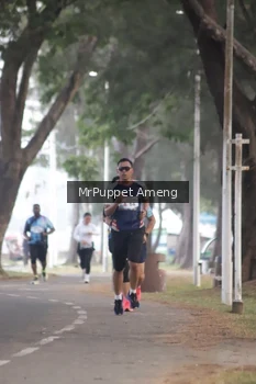 Runner Photo 4313023