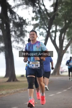 Runner Photo 4313034