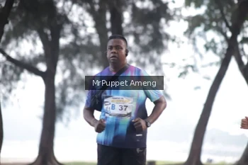 Runner Photo 4313043