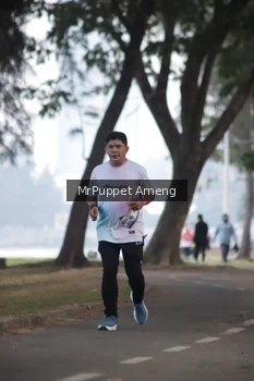 Runner Photo 4313084