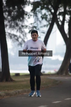 Runner Photo 4313094
