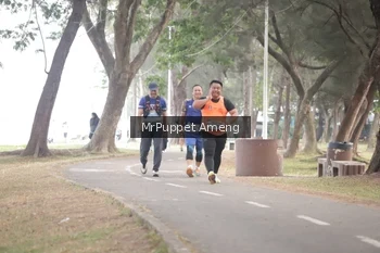 Runner Photo 4313133
