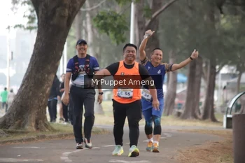 Runner Photo 4313134