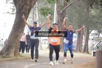 Runner Photo 4313135