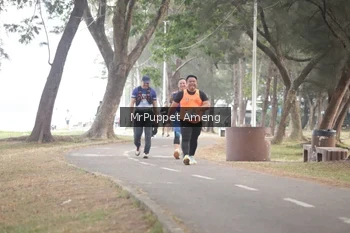Runner Photo 4313136