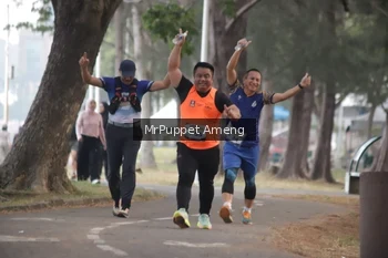 Runner Photo 4313139