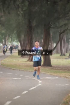 Runner Photo 4313146
