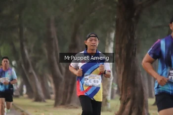 Runner Photo 4313167