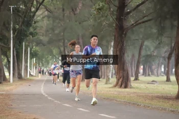 Runner Photo 4313174
