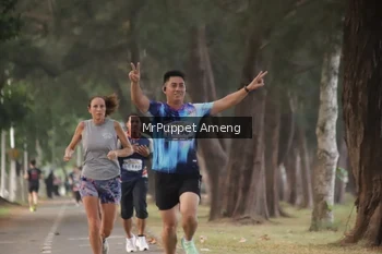 Runner Photo 4313176