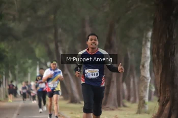 Runner Photo 4313185