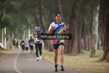 Runner Photo 4313197