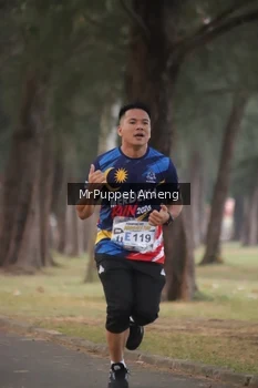 Runner Photo 4313205