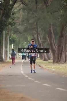 Runner Photo 4313218