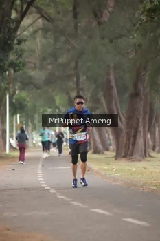 Runner Photo 4313220
