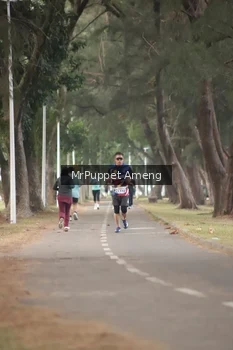 Runner Photo 4313225