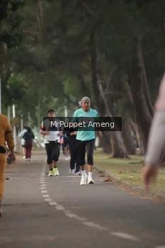 Runner Photo 4313228