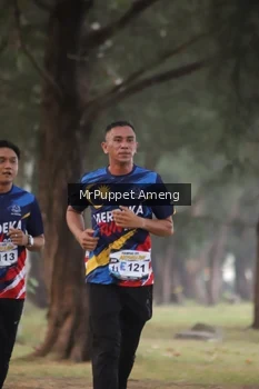 Runner Photo 4313238