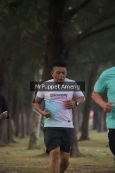 Runner Photo 4313246