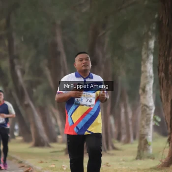Runner Photo 4313255