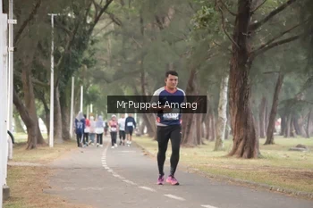 Runner Photo 4313256