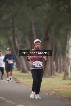 Runner Photo 4313266