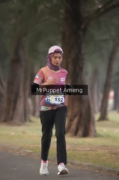 Runner Photo 4313268