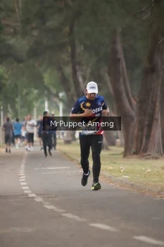 Runner Photo 4313288