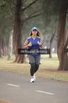 Runner Photo 4313315