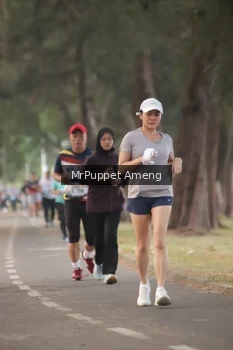 Runner Photo 4313333