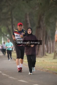 Runner Photo 4313335