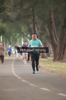 Runner Photo 4313344