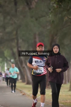 Runner Photo 4313347