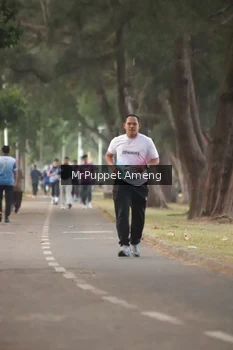 Runner Photo 4313350