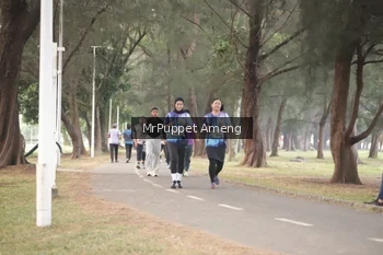 Runner Photo 4313366