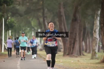 Runner Photo 4313374
