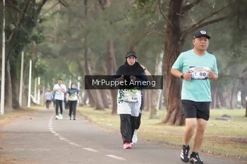 Runner Photo 4313384
