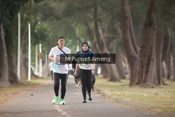 Runner Photo 4313387