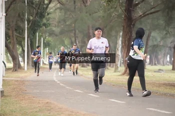 Runner Photo 4313400