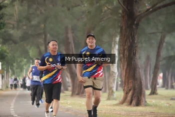 Runner Photo 4313413