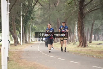 Runner Photo 4313414