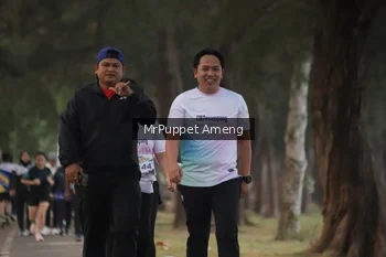 Runner Photo 4313427