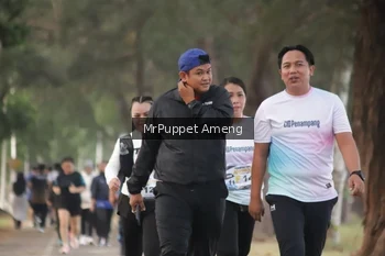 Runner Photo 4313432