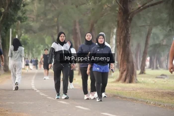 Runner Photo 4313445